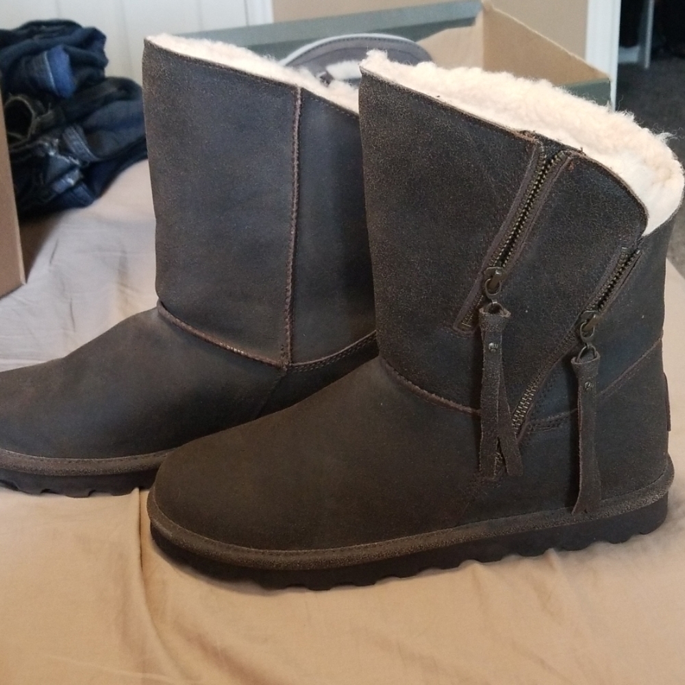 Bearpaw boots